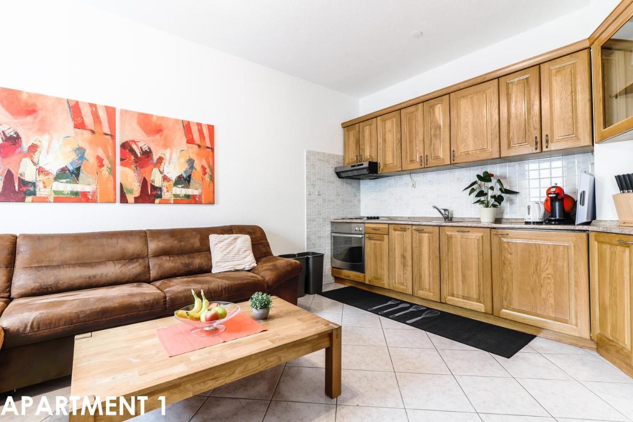 Maestral Apartments Vrsar Luaran gambar