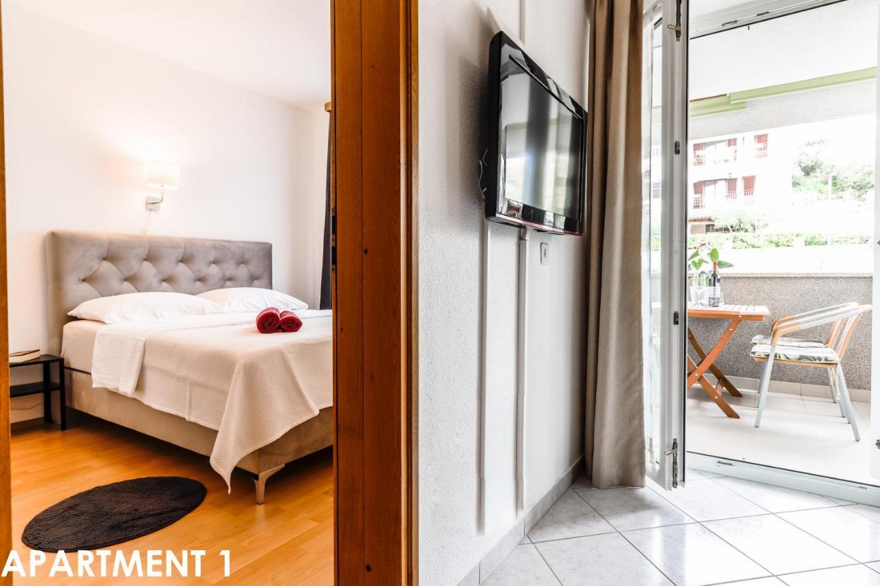 Maestral Apartments Vrsar Luaran gambar