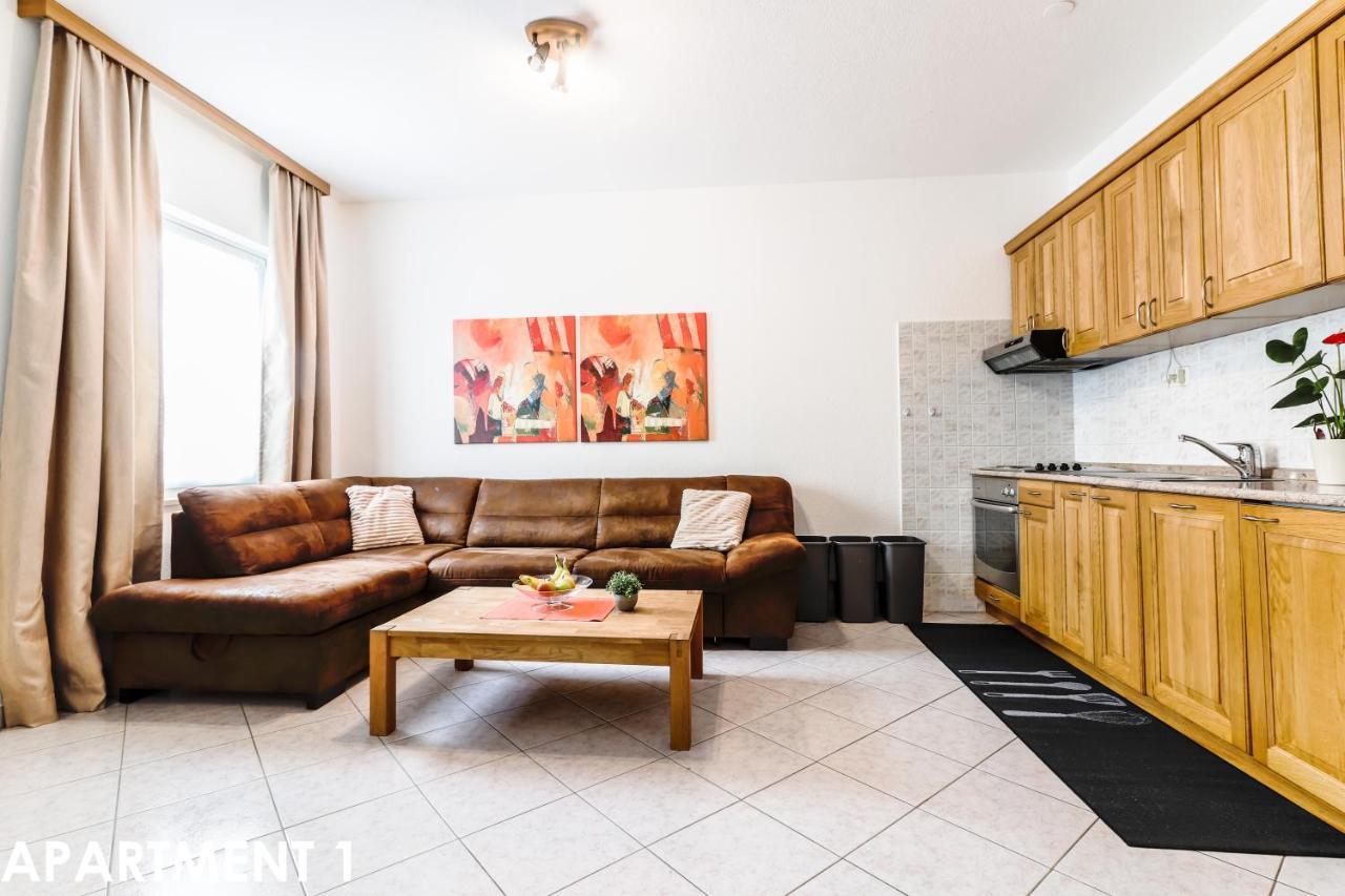 Maestral Apartments Vrsar Luaran gambar