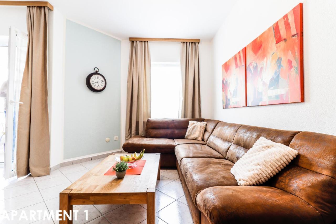 Maestral Apartments Vrsar Luaran gambar